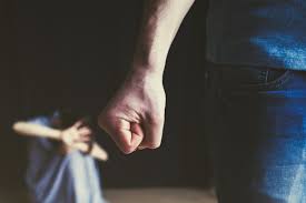 Son conjoint l'avait tout simplement défenestrée. Calvados Une Femme Tuee Son Conjoint Se Livre A La Police