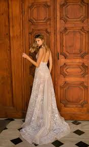 Inspiration, advice, and all of your wedding etiquette questions answered right this way. 20 32 3 Berta