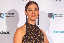 Így néz ki smink nélkül gelencsér timi harmadik éve közel fél évet dominikán tölt a szépségkirálynő az exatlon hungary miatt. Femina Cimke Gelencser Timea