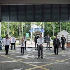 Semua hospital di p pinang dipendekkan waktu lawatan. Menteri Kesihatan Malaysia Yang Top 3 Terbaik Di Dunia Mai Hospital Seberang Jaya