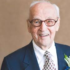 Cully' Wagener, a people person, typewriter salesman and patient dad