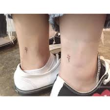 Blume temporäre tattoo 1 knöchel tattoos handgelenk tattoo sie erhalten 1 knöchel oder handgelenk tattoos und ausführliche anleitung. Pin Von Sally Law Auf Tattoos Winzige Tattoos Tattoo Ideen Kleine Partnertatowierungen