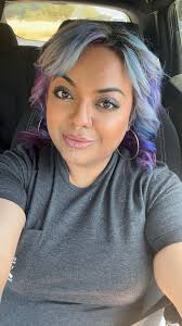 Does anyone know the lady that does piercings round bentilee please? I've  lost the tag and forgot her name . Thank you ￼