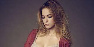 You may be able to configure your internet browser to block. Alexis Knapp Gives Us A Reason To See Pitch Perfect 2