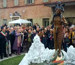 Vergato Corteo Per La Statua Satanica Imbrattata Con Letame Imola Oggi