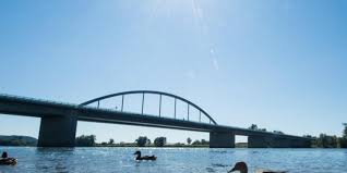 Juni 2020 (pdf, 52,9 kb, archivierte kopie). Vermutlich Ertrunken Vater Rettet Kinder Aus Der Donau Und Wird Abgetrieben