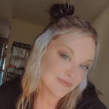 Miranda Neighbors (@MirandaSDegree) • Facebook