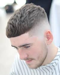 Crop Haircut For Men Wat Is Het How To Style In 2020 Short Hairstyles For Older Men Mens Hairstyles Short Haircuts For Men