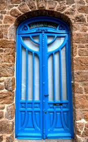 Entrez Dans La Porte Bleue Keralexis Gorgeous Doors Beautiful Doors Unique Doors