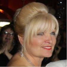 Angela Gianino (@AngelaGianino)