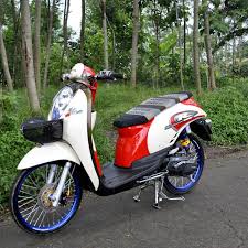 7 pilihan warna baru honda scoopy 2020 terbagi atas tipe stylish dan sporty. 33 Info Baru Modifikasi Scoopy Pertama