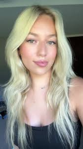 had to show off the nails!!