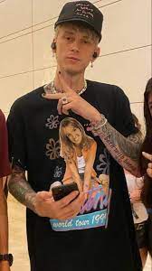 Pin On Machine Gun Kelly
