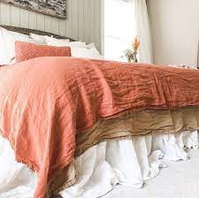 Make your bedroom cozy and modern. Clay Color For Bedroom