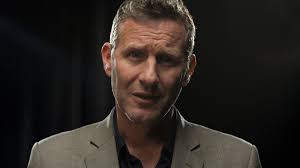 Channel 4 embraces the power of purple for #PurpleLightUp