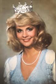 Sherry Thrift's Instagram, Twitter & Facebook