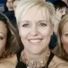 Lisa Milewski's Instagram, Twitter & Facebook