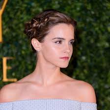 The accomplished actor, humanitarian and recent graduate of brown university will dedicate her efforts towards the empowerment of young women and will serve as an advocate for un women's heforshe campaign in promoting gender equality. Emma Watson Darum Durfen Fans Keine Fotos Mit Ihr Machen Intouch
