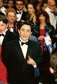 Ouvrier en grève dans « une chambre en ville », fils de patron de la pègre dans « le grand pardon. Richard Berry Schauspieler Wikipedia