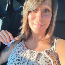 What are some affordable wedding cake makers in the New Bedford area?