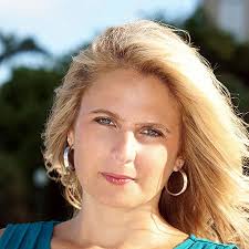 Michelle Cottrell's Instagram, Twitter & Facebook