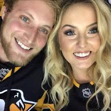 Hannah Janecek and Stephen Strayer's Wedding Registry