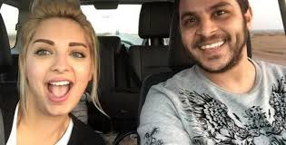 ونشرت ديانا صورة تجمعها باللاعب محمد صلاح عبر إنستجرام: كان من دواعي سروري. Ù‡Ù† Ø§Ù„Ù‚ØµØ© Ø§Ù„ÙƒØ§Ù…Ù„Ø© Ù„Ø¥Ù„ØºØ§Ø¡ Ø­ÙÙ„ Ø²ÙØ§Ù Ù…Ø­Ù…Ø¯ Ø±Ø´Ø§Ø¯ Ø§Ù„Ø¹Ø±ÙŠØ³ Ø¨Ù„Øº Ø§Ù„Ù…Ø¹Ø§Ø²ÙŠÙ… Ù‚Ø¨Ù„ Ø§Ù„ÙØ±Ø­ Ø¨Ø¯Ù‚Ø§ÙŠÙ‚