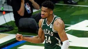 It's beauty in the struggle, ugliness in the success. x i'm me and i'm ok with me. Bucks Giannis Antetokounmpo Dominates Suns In Must Win Game