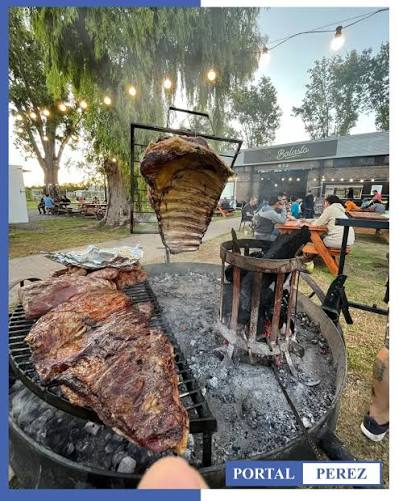 Noticias con Enfoque | Asado gratis y fiesta con Amar Azul en el 157 aniversario de Alvear Alvear cumple años y lo festeja con 10 vaquillonas al asador. En el... | Instagram