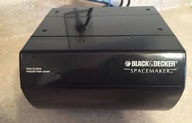 Black And Decker Spacemaker Can Opener How To Use Black Decker Spacemaker Black Can Opener Mounting Screws Under Cabinet Co100b Black Decker Can Opener Ebay