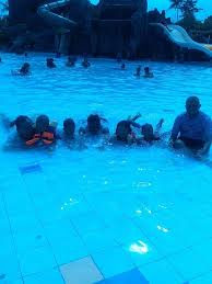 Semoga bermanfaat dan menjadi referensi tujuan wisata anda bersama keluarga dan rekan. Novita Ungu Liburan Di Fun Park Permata Tangerang
