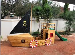 So Bauen Sie Sandkasten Piratenschiff Nutzliche Tipps Und Anleitung In 2020 Sandkasten Piratenschiff Piraten Schiff Sandkasten