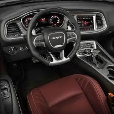 Dodge Challenger Srt Hellcat Redeye 2019 O Que Ja Era Endiabrado Ficou Pior A Linha 2019 Do Dodg Dodge Challenger Interior Dodge Challenger Modern Muscle Cars