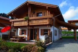 Ferienhaus Bunte Kuh Im Allgau Ferienhaus Bunte Kuh In Lechbruck Am See Bayern Hund Hundeurlaub U Ferienwohnung Allgau Allgau Ferienhaus Ferienhaus Bayern