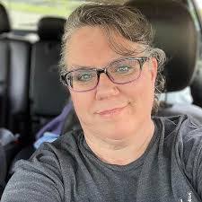 Bella Cantrell's Instagram, Twitter & Facebook