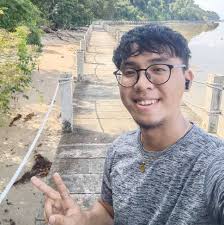 GMA News and their continuous creativity for their headlines updated na:  Narco-cat HAHAHAHAHAHA @top fans