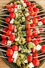 There are a bunch of fabulous canapes including beef tenderloin sandwiches, holiday rollups, shrimp pineapple skewers, tortellini skewers, christmas queso, smoked sausage in barbecue sauce and for. Recipes From The Food Network Pioneer Woman Christmas Show
