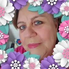 Wishing friends a good night and sweet dreams