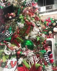 Black And White Christmas Decoration Images Oversized Ornaments Snow Fun Christmas Tree Red Green Black White Christma Fun Christmas Decorations White Christmas Tree With Red Christmas Wonderland