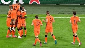 حافظ منتخب البرتغال لكرة القدم على آماله بالتأهل إلى نهائيات كأس اوروبا أعلن نادي برشلونة الإسباني لكرة القدم اليوم الثلاثاء أن لاعب وسطه الكرواتي إيفان راكيتيتش انسحب من تشكيلة منتخب بلاده. Ø£Ø®Ø¨Ø§Ø± Ù…Ù†ØªØ®Ø¨ Ù‡ÙˆÙ„Ù†Ø¯Ø§ Ø±Ø³Ù…ÙŠØ§ Ø§Ù„Ø¥Ø¹Ù„Ø§Ù† Ø¹Ù† Ù‚Ø§Ø¦Ù…Ø© Ù…Ù†ØªØ®Ø¨ Ù‡ÙˆÙ„Ù†Ø¯Ø§ Ø§Ù„Ù†Ù‡Ø§Ø¦ÙŠØ© Ù„Ù„ÙŠÙˆØ±Ùˆ Ø³Ø¨ÙˆØ±Øª 360