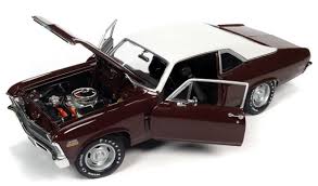 1970 CHEVROLET NOVA SS 396 BLACK CHERRY MCACN 1:18 DIECAST CAR AUTOWORLD  AMM1230