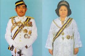 (1960 | colorized) istiadat kemahkotaan sultan johor, sultan ismail ibni almarhum sultan ibrahim. Anak Sultan Johor Mabuk Testing Tunku Ismail Buka Twitter Tweet Pertama Untuk Fazura Sultan Ibrahim Ismail Merupakan Anak Sulung Sultan Johor Yang Sebelumnya Kusimizan