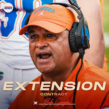 The Florida Gators have given contract extension to wide receivers coach  Billy Gonzales, per Zach Abolverdi/GatorsOnline 🐊✍🏽
