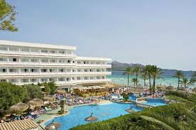 Ausblick aus dem hotel bahia de alcudia in dem wir im juni 2016 einen sehr schönen urlaub verbracht haben.natürlich darf der kurze weg b. Hotel Condesa In Port D Alcudia Ab 33 Destinia