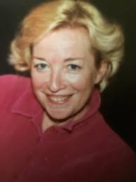 Gloria Hassett's Instagram, Twitter & Facebook