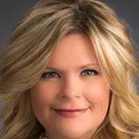 Melissa Caputo's Instagram, Twitter & Facebook