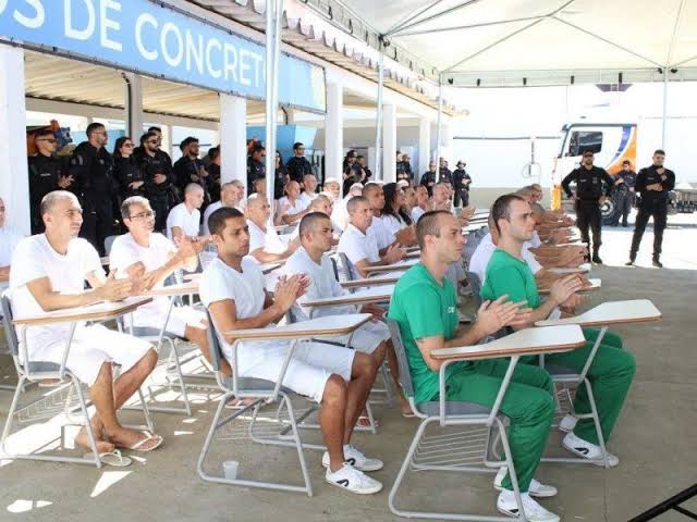 Mais de mil presos do DF se formam em cursos de capacitação profissional