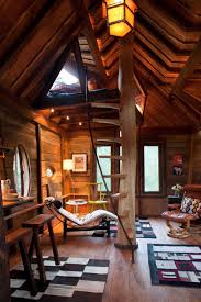 Whimsical Treetop Sanctuary On Crystal River Tree House Interior Home Cool Tree Houses