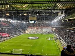 Alle infos stadion, anfahrt, sitzplan und veranstaltungen im frankfurter stadion. File Match Frankfurt Marseille In November 2018 Jpg Wikimedia Commons