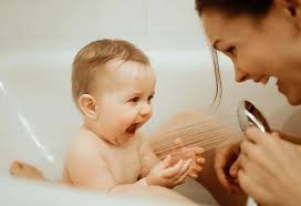 Most doctors consider a rectal temperature of 100.4 f or higher as a fever. What Is The Right Water Temperature For Baby Bath